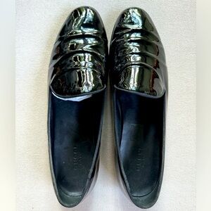 DESIGNER SHOE SALE! Gucci Patent Leather Loafers
Size: 10| IT 40